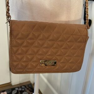 BEBE Los Angeles Women's Chain Crossbody
Beige/Pink small Bag